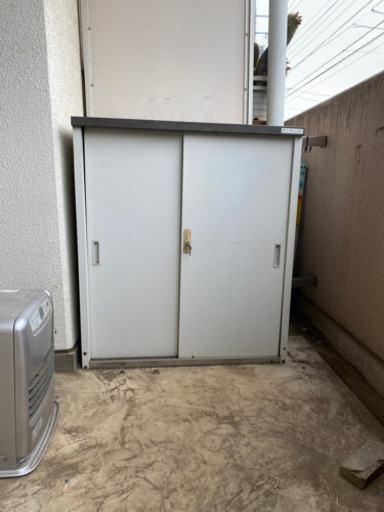 グリーンライフ製小型物置
