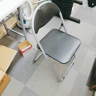 【中古】折りたたみパイプ椅子6脚セット