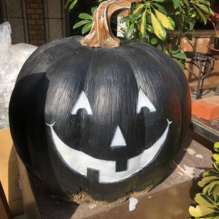 ハロウィン　パンプキン　黒いかぼちゃのおばけ　オブジェ