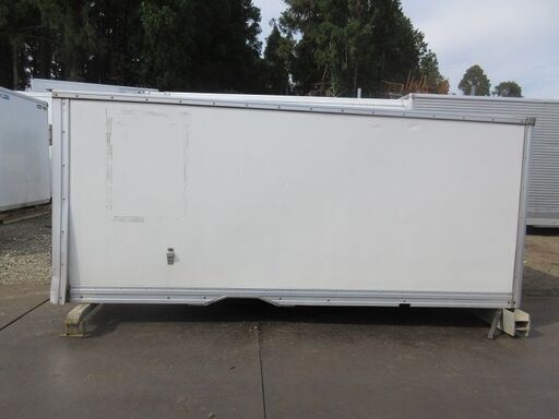♪千AA17♪物置♪コンテナ♪鍵付♪スライドドア付♪アルミ冷蔵箱♪