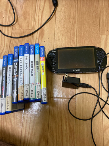 ps vita ソフト8個付き(中古)