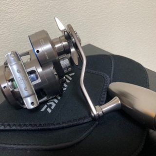 DAIWA ソルティガ　15HLーSJ 美品　2.5号?付き