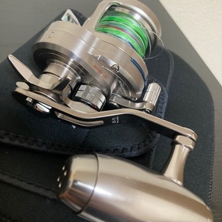 DAIWA ソルティガ 15HLーSJ 美品 2.5号?付き primiciaservicos.com.br