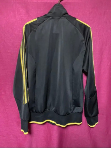 Adidas黒 金ジャージ上下 Aquos 島尻のスポーツの中古あげます 譲ります ジモティーで不用品の処分 Adidas黒 金ジャージ上下 Aquos 島尻のスポーツの中古あげます 譲ります ジモティーで不用品の処分