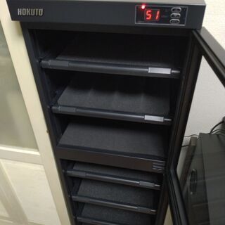 HOKUTO防湿庫　HPシリーズ155L　LEDライト内蔵 無音無振動　（2019年7月購入）