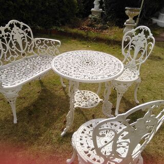 ガーデンファニチャー