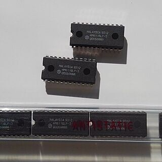 日立　ＳＲＡＭ　ＨＭ６１１６ＬＰ－３　8bit High Spe...