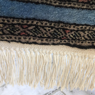 10/24  定価約50万円相当のお品🌟【パキスタン絨毯  】サイズ約250✖︎約200 パキスタンで織られた手織り絨毯です。 模様が立体的な仕上がりで肌触りがサラサラ滑らかなのが特徴👌