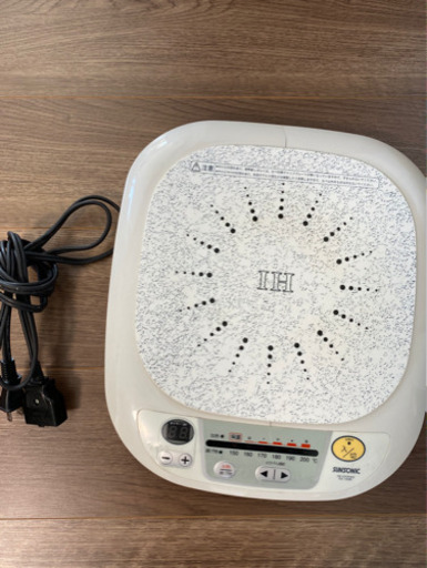 中古 電磁調理器 Ihクッキングヒーター コンロ サンソニック1400w 動作確認済 シルク 新御徒町のキッチン家電 電磁調理器 の中古あげます 譲ります ジモティーで不用品の処分