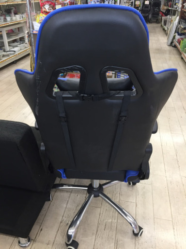 10 29 足掛け付きゲーミングチェア 背中調整もできるので 仕事やゲームなど長時間椅子に座る方に負担になりにくい なかなか入荷しない リサイクルマート和白 和白の椅子 チェア の中古あげます 譲ります ジモティーで不用品の処分