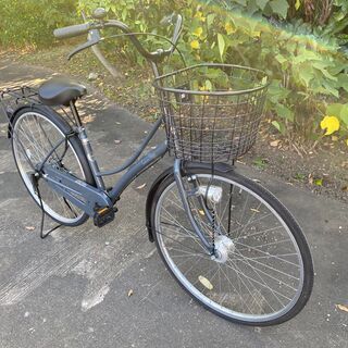 シティサイクル（美品） 27インチ オートライト Levezza fiore