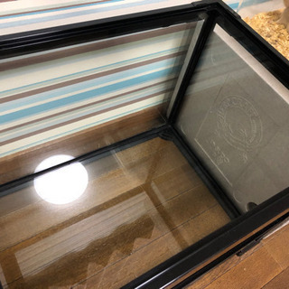 美品！鍵付爬虫類飼育ケース120cm