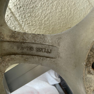 スタッドレス　16インチ８部山　アルミホイール　4本　アイスガード。配達します。