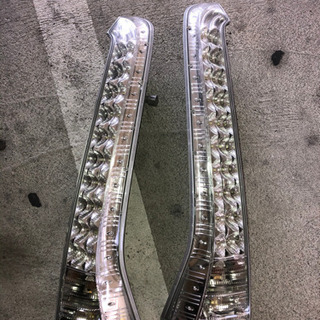 セレナ c25 LEDクリアテールの画像
