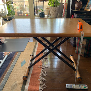 可動式テーブル
