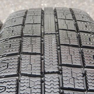 ＬＵＰＳ ＲＥＶＥ 14インチ　スタッドレス　軽自動車　ＮＢＯＸ、タント