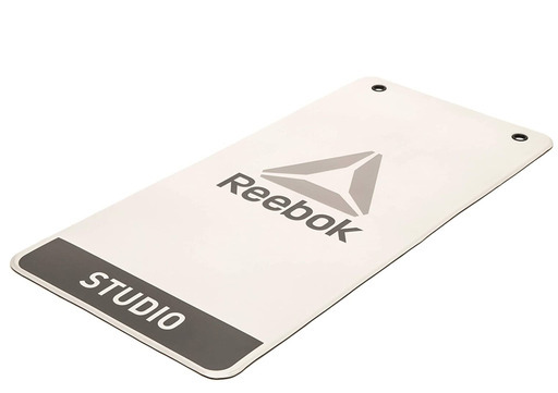 Reebok(リーボック) スタジオリーボック スタジオ マット 10mm RSYG-16021 (70(捨離中))  うるまのフィットネス、トレーニングの中古あげます・譲ります｜ジモティーで不用品の処分