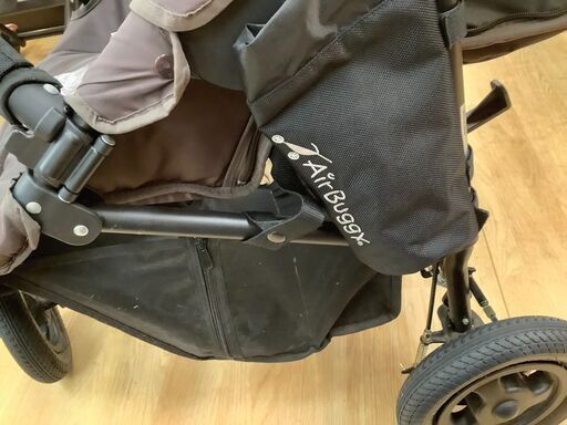 取りに来れる方限定】Air Buggyのベビーバギー売ります！