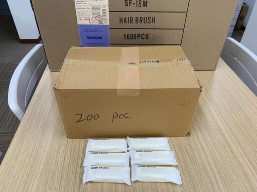 転売可能【激安！1本あたり6円】折りたたみヘアブラシ 1600個（200個×8