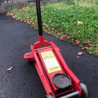 アストロプロダクツ 2.5Tガレージジャッキ | swedmaq.cl