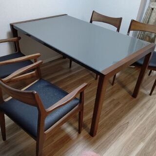 新品未使用！ウォルナット ダイニングテーブル&椅子4脚セット