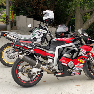 GSX-R400R GK76A オーリンズサス付