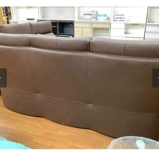カリモク レザーソファー オットマン2点付きの贅沢な逸品