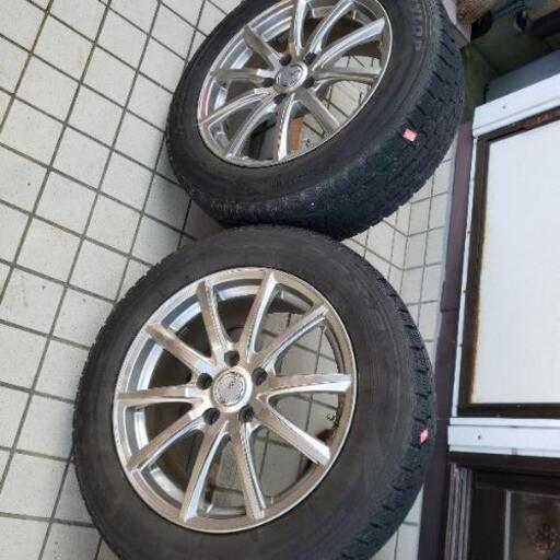 最終値下げ　ダンロップ　DSX-2 スタッドレスタイヤ　215/60/R17