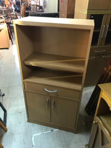 Jf 食器棚 ジャンク品 窓ガラス棚なし モノココ円山店 西２８丁目の家具の中古あげます 譲ります ジモティーで不用品の処分