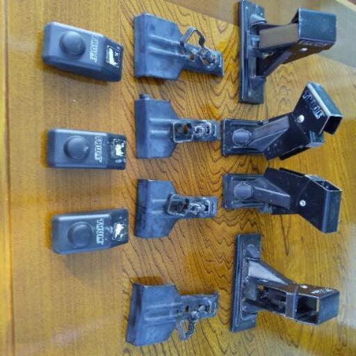 Thule ルーフキャリア取り付け金具4セット Yoshisan 福俵の生活雑貨の中古あげます 譲ります ジモティーで不用品の処分