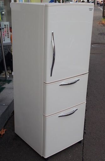 札幌 日立 自動製氷機能付き 270L冷蔵庫 R-S27CMV 2012年製 中古