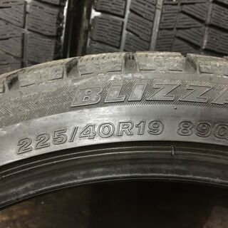 BS BLIZZAK REVO GZ 225/40R19 19インチ スタッドレス 4本 バリ溝　(VTF268) クレジットカード QR決済可能