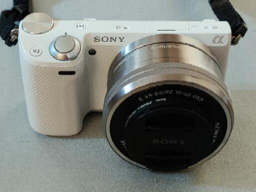 ミラーレス一眼 Sony NEX-5T ボディ＆レンズ SDカード付き