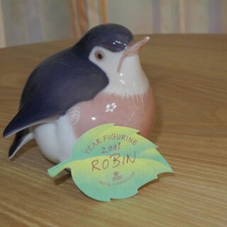 ロイヤルコペンハーゲン　イヤー　フィギュリン2001　 Robin 