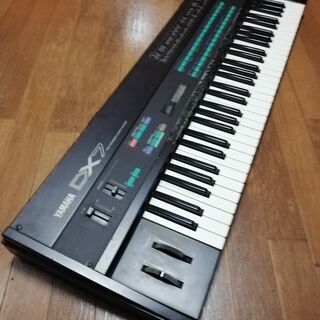 【売】定価約25万 YAMAHA DX7 シンセサイザー キーボ...