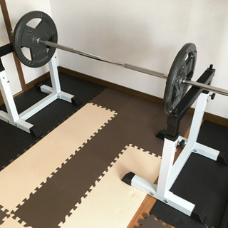 トレーニング器具　バーベル(直径28ｍｍ、160cm)、セーフティスタンド、20kgプレート×2、カラー×2