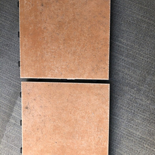 ベランダジョイント式タイルです！