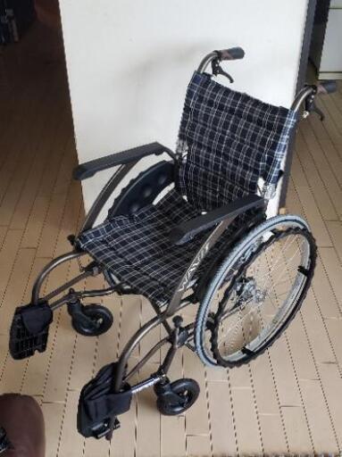 川村製　車椅子　ブレーキ付き　補助　美品　今年8月購入　WA22-40S