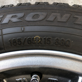 日産ノートe-POWER  アルミ付スタッドレス 4本セット