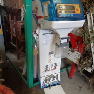 米選機及び全自動計量機「セレパックＳＰＡ１０」（山本農機）