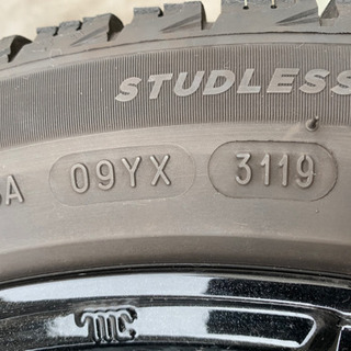 タイヤホイール 225/45R17 ロックナット付 ミシュラン is300h