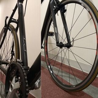 スペシャライズド シラスス ポーツ 黒色 Lサイズ SPECIALIZED SIRRUS SPORT