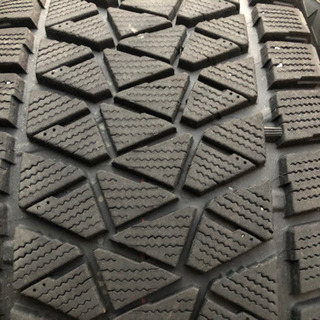 車のパーツ 275/70R16 ランクル プラド パジェロ スタッドレス