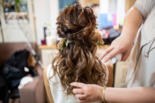 サロンでヘアメイク 着付けが出来ます 浴衣着付けも募集中です メイリーブライド 宜野湾のヘアメイクの生徒募集 教室 スクールの広告掲示板 ジモティー