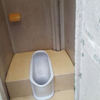 仮設トイレ(汲み取り式)