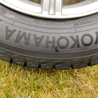 ヨコハマスタッドレスタイヤ