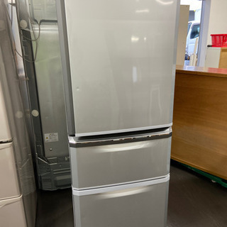 激安 オススメ‼️MITSUBISHI製氷機付きノンフロン冷凍冷蔵庫3ドアMR 