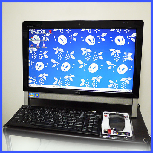 タッチパネル搭載 Corei3 一体型パソコン 20インチ