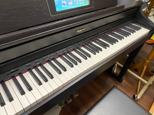 Roland ローランド 液晶モニター搭載 デジスコ 電子ピアノ リサイクル