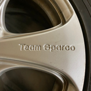 美品　スタッドレスタイヤ　４本セット　ホイールだけでも価値あり